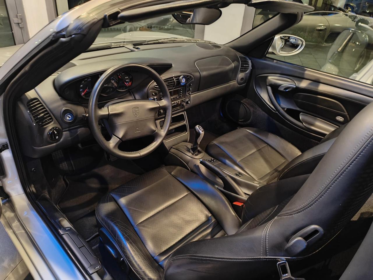 Porsche Boxster 986 2.7