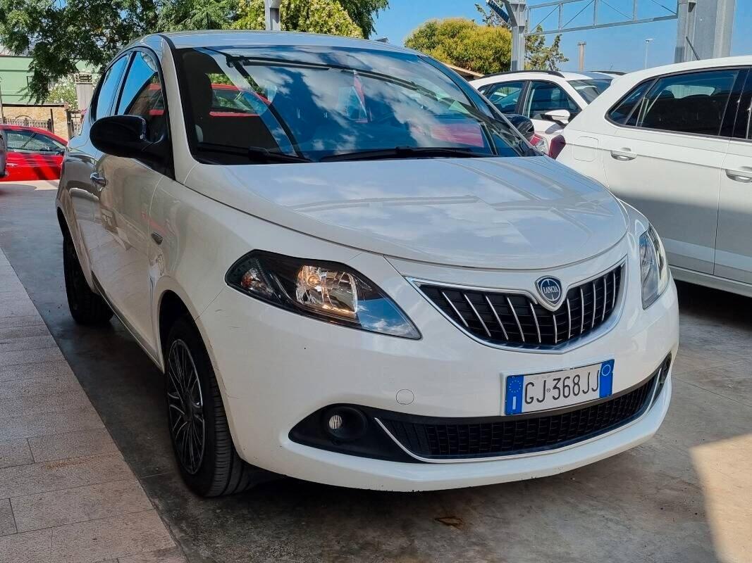 Lancia Ypsilon III 1.0 firefly hybrid Gold s&s 70cv