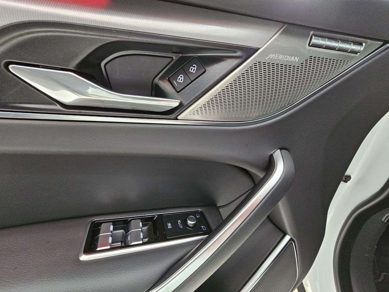 Jaguar F-Pace SE R-Dynamic 2.0 204cv Diesel mHev Automatico