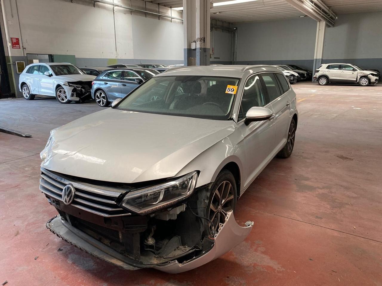 Volkswagen Passat Variant 2.0 tdi 150cv dsg START INCIDENTATA