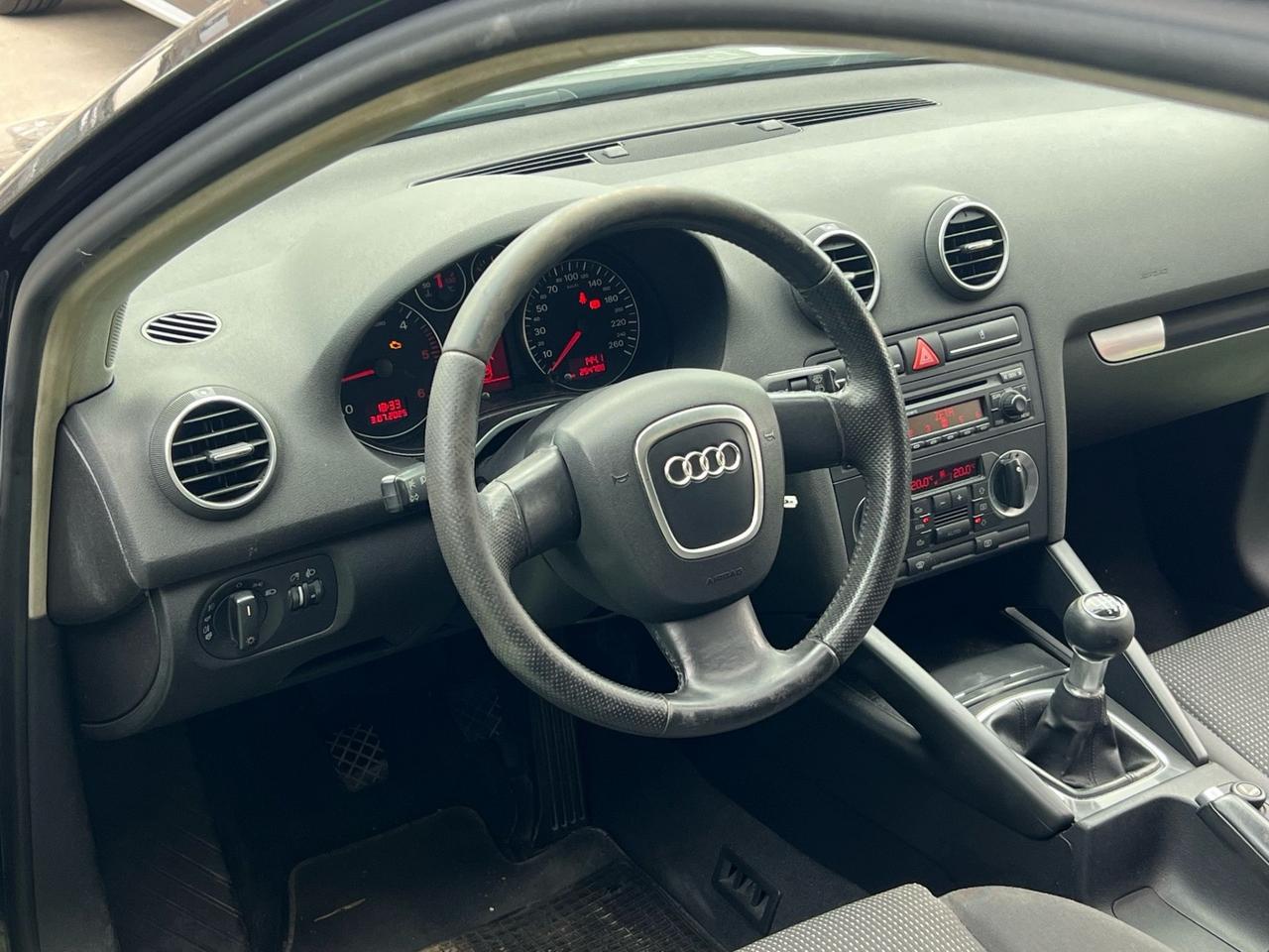 Audi A3 2.0 16V TDI Ambiente