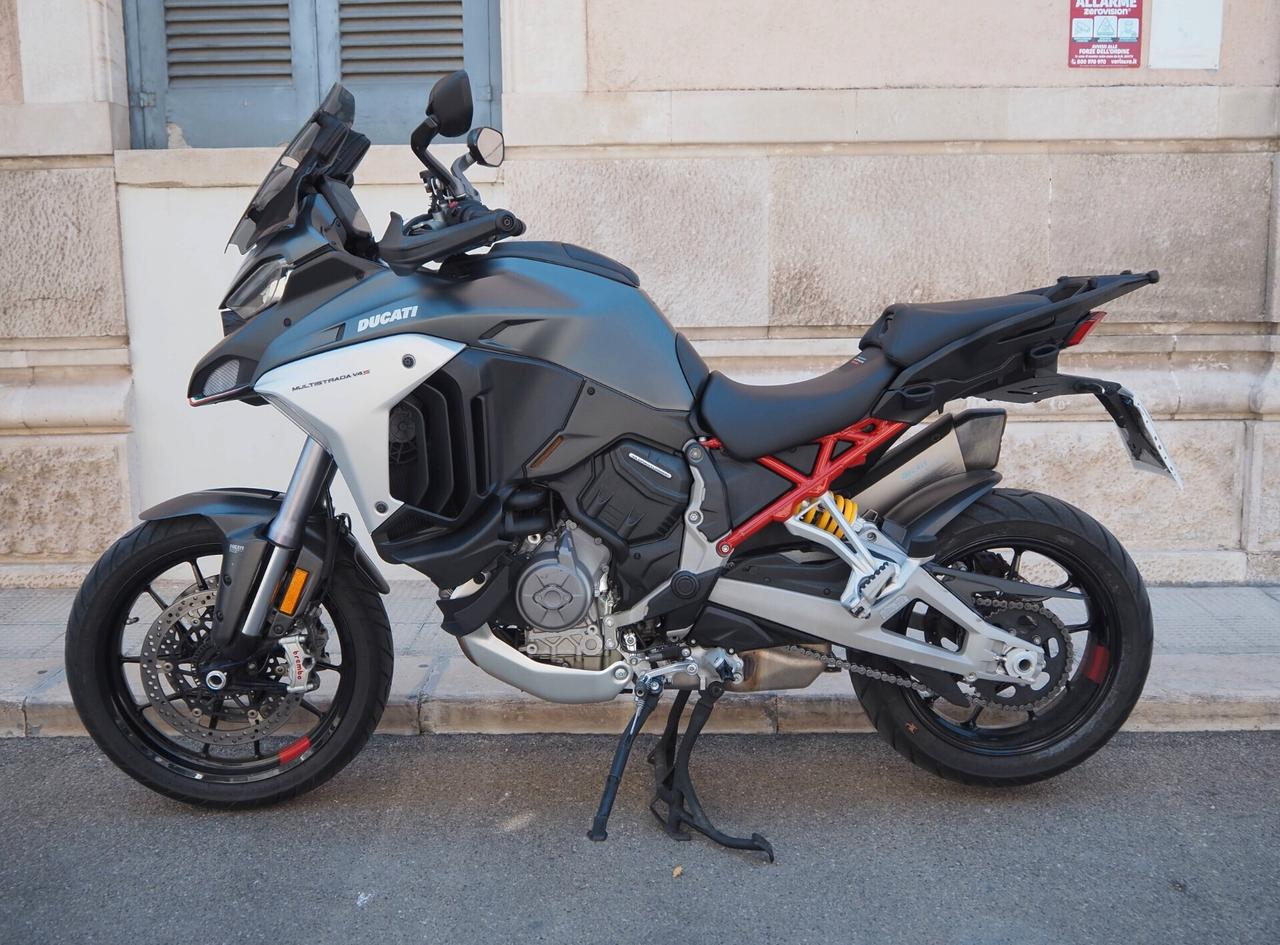 Ducati Multistrada V4 S Full