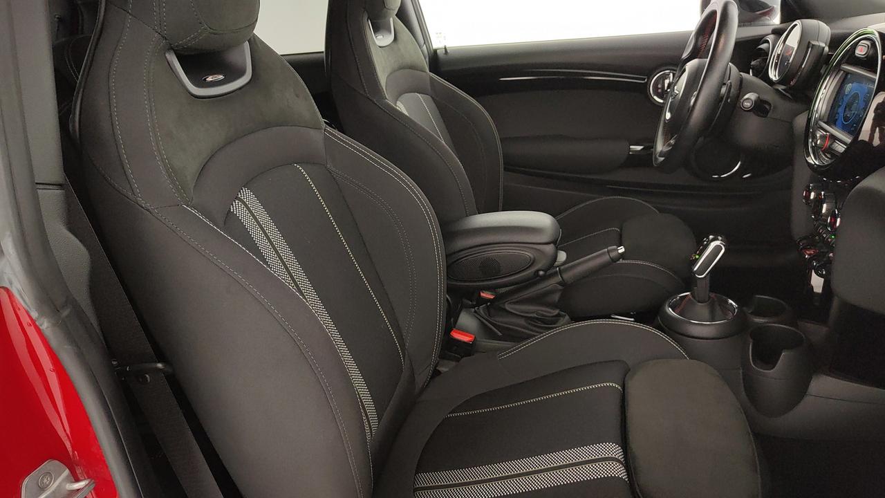 MINI Mini IV F56 2018 3p - Mini 3p 2.0 Cooper SD Hype auto