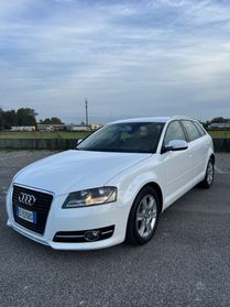 Audi A3 SPB 1.6 TDI 105 CV CR Ambition