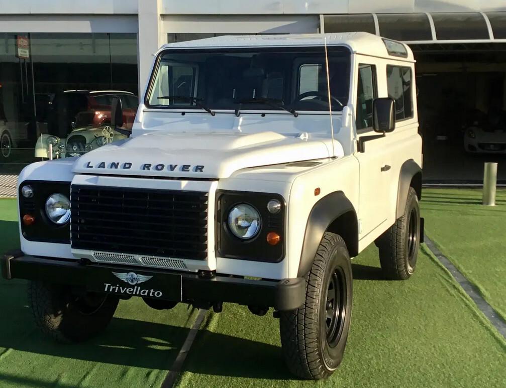 Land Rover Defender 90 2.2 TD4 Station Wagon N1