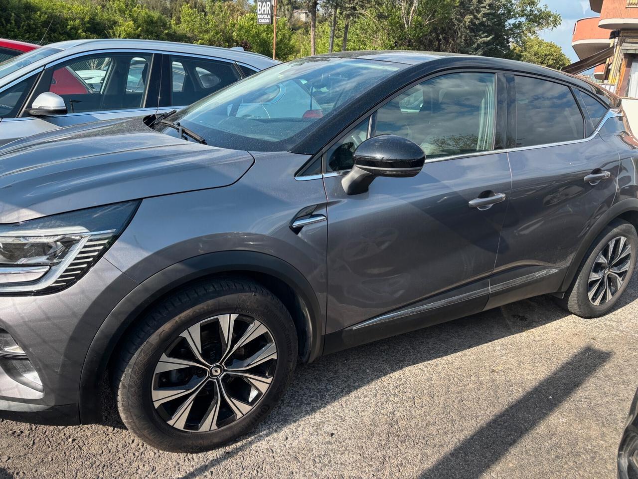Renault Captur TCe 90 CV GPL Equilibre TELECAMERA, CERCHI, SENSORI ANTERIORE POSTERIORE, FARI LED!!!