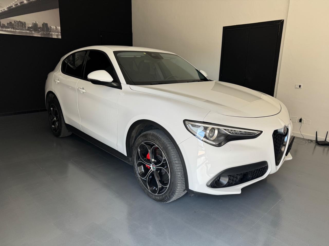 Alfa Romeo Stelvio 2.2 Turbodiesel 180 CV AT8 Q4