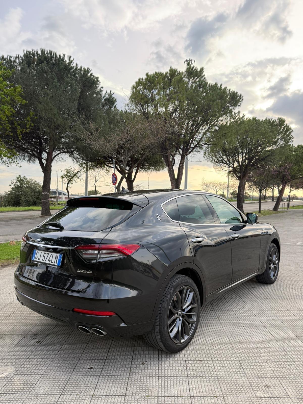 Maserati Levante MHEV 330 CV AWD GT