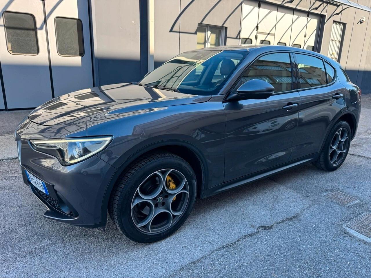 Alfa Romeo Stelvio 2.2 Turbodiesel 210 CV AT8 Q4 Executive