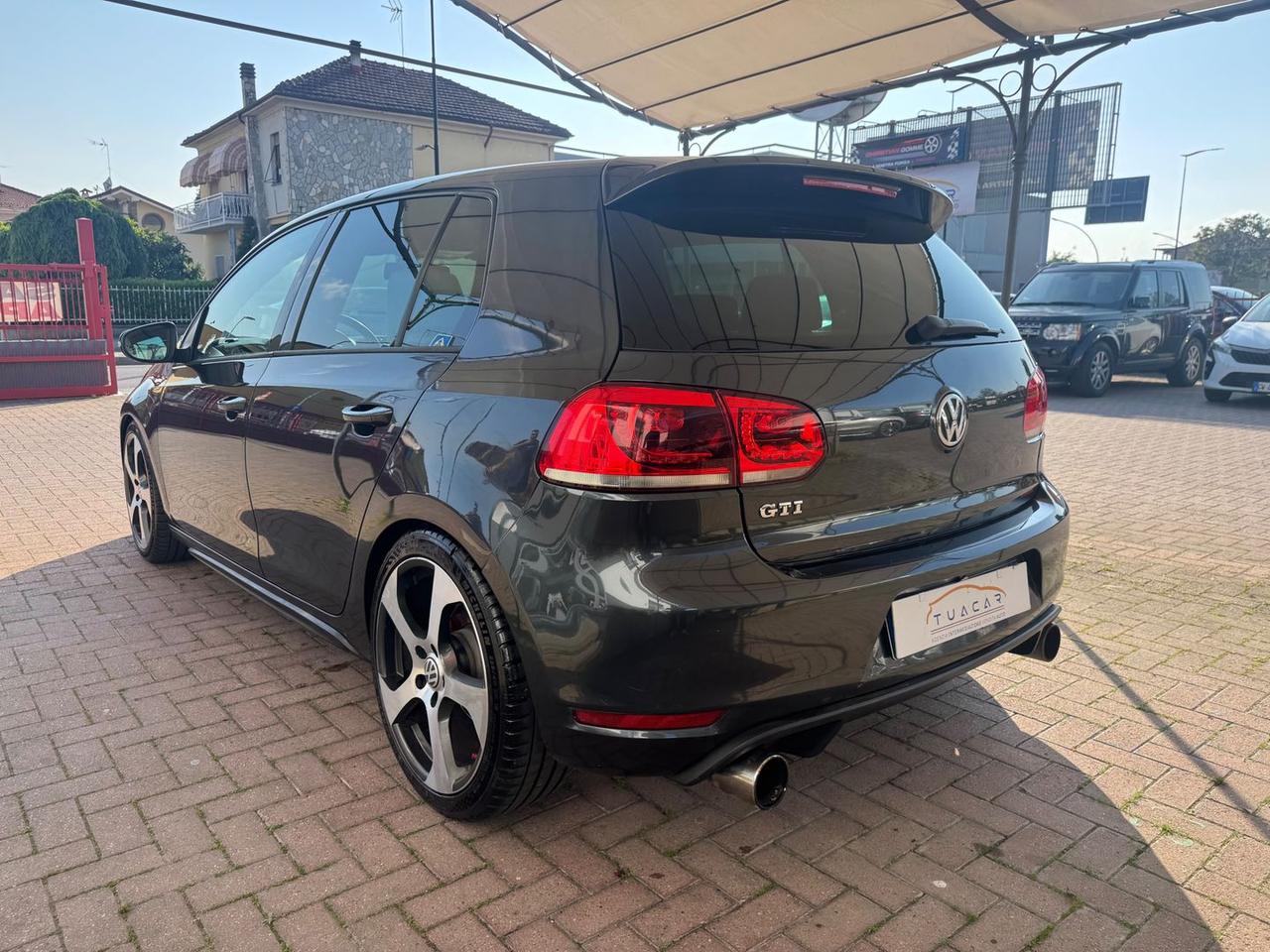 Volkswagen Golf GTI 2.0 GTI #10530