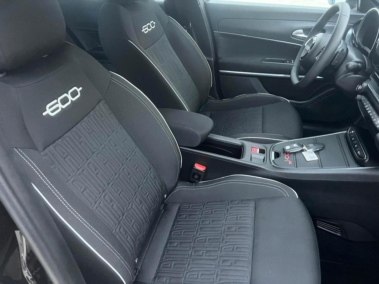 Fiat 600 Hybrid 145 CV DCT MHEV