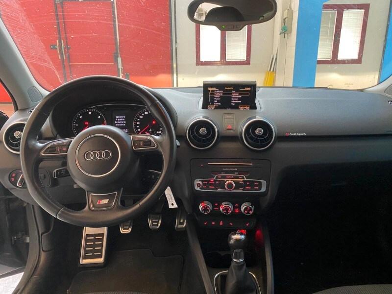 AUDI A1/S1 A1 SPB 1.4 TDI Admired