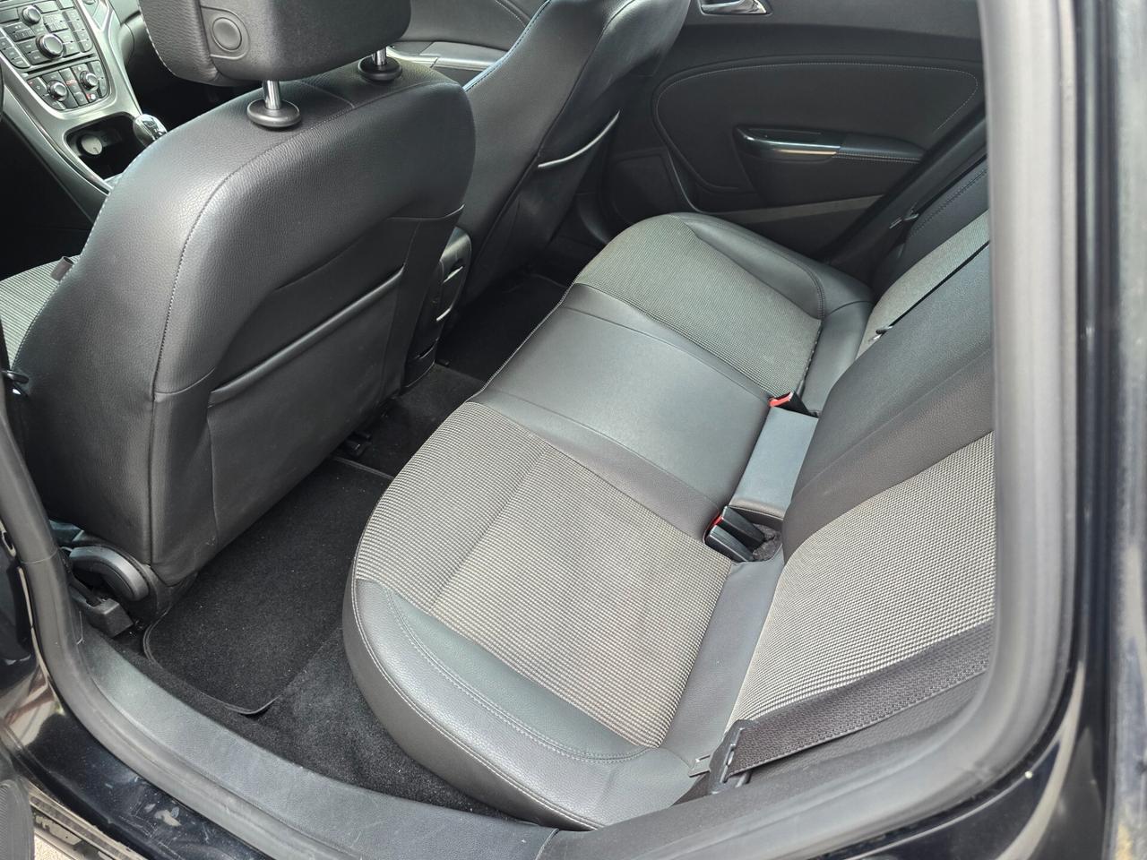 OPEL ASTRA 1.7 DTI COSMO "OK PER NEOPATENTATI"