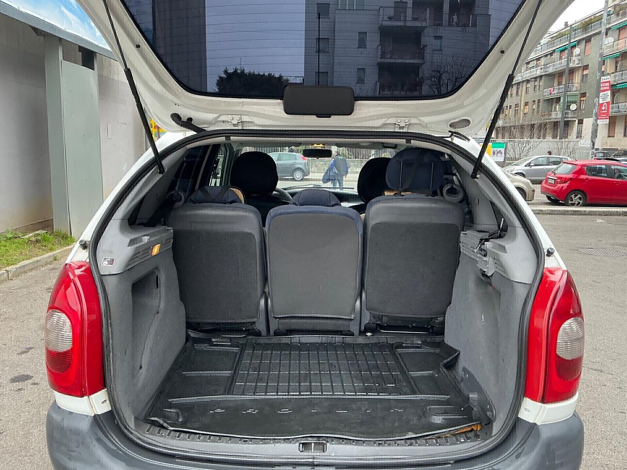 CITROEN XSARA 1.6 BENZINA MOTORE EURO 3 ANNO 2003