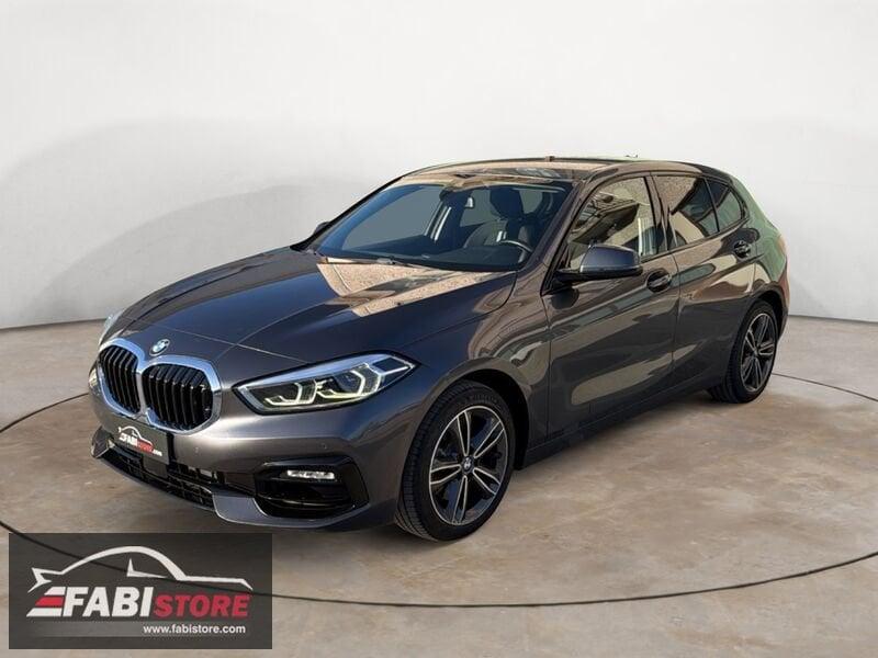 BMW Serie 1 118i Business Advantage Automatic - LED, Navi, Cruise, CarPlay ecc