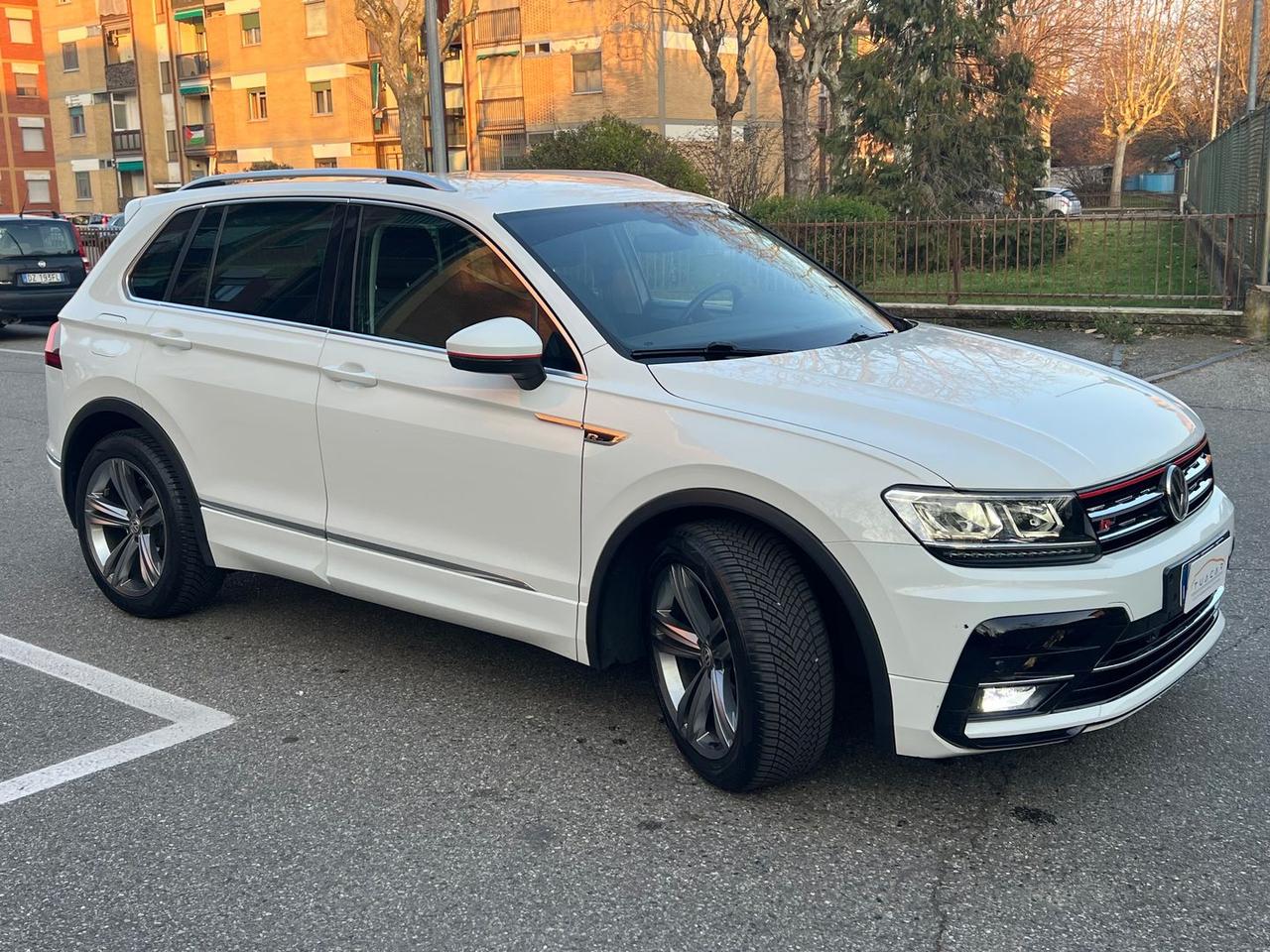 Volkswagen Tiguan 2.0 TDI R Line #10046