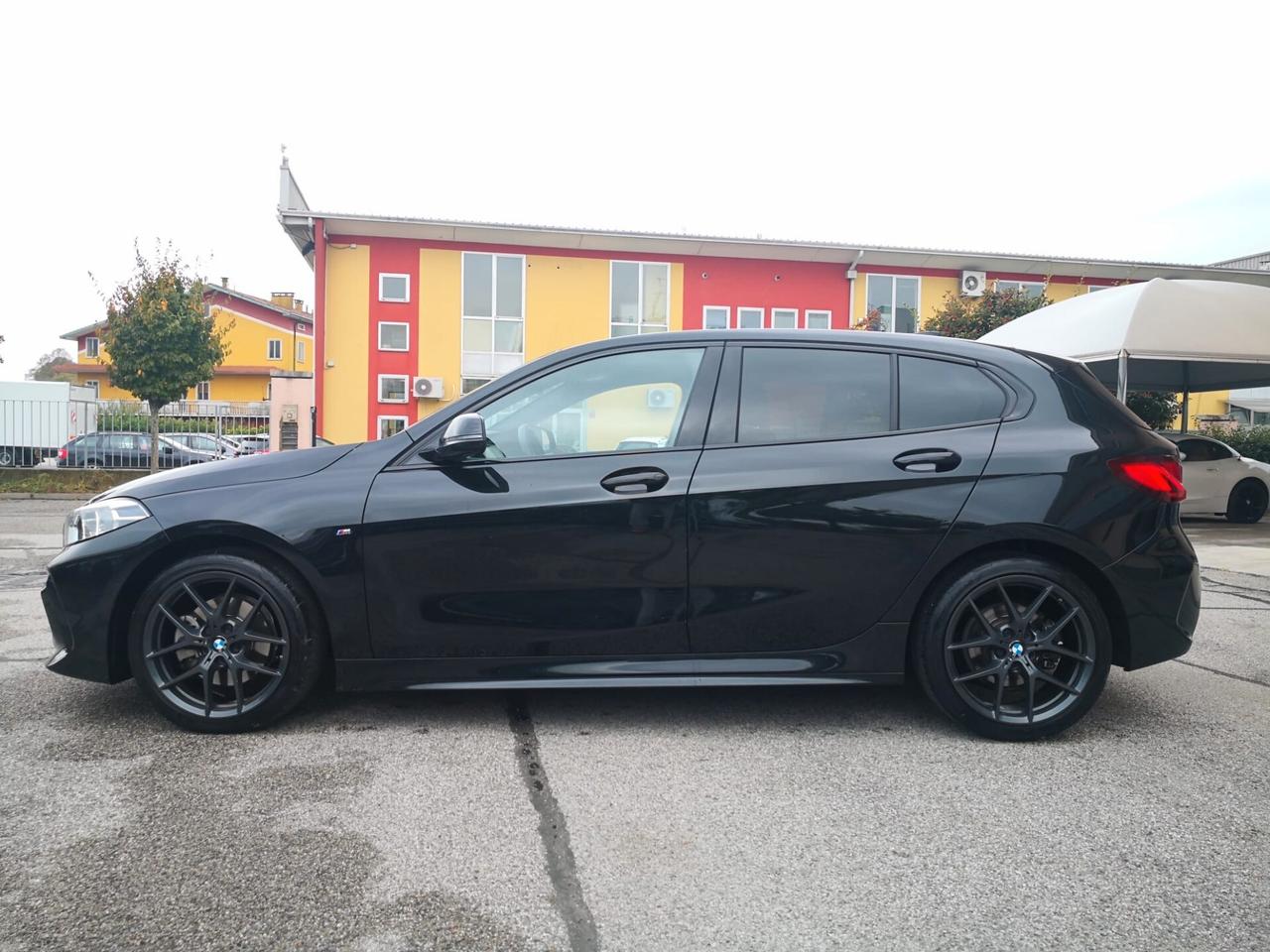 BMW 118 d Aut. 5p. Msport ***CAR PLAY***TELECAMERA***