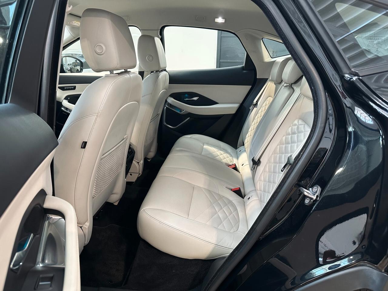 Jaguar E-Pace 2.0D 180 CV AWD aut. R-Dynamic HSE