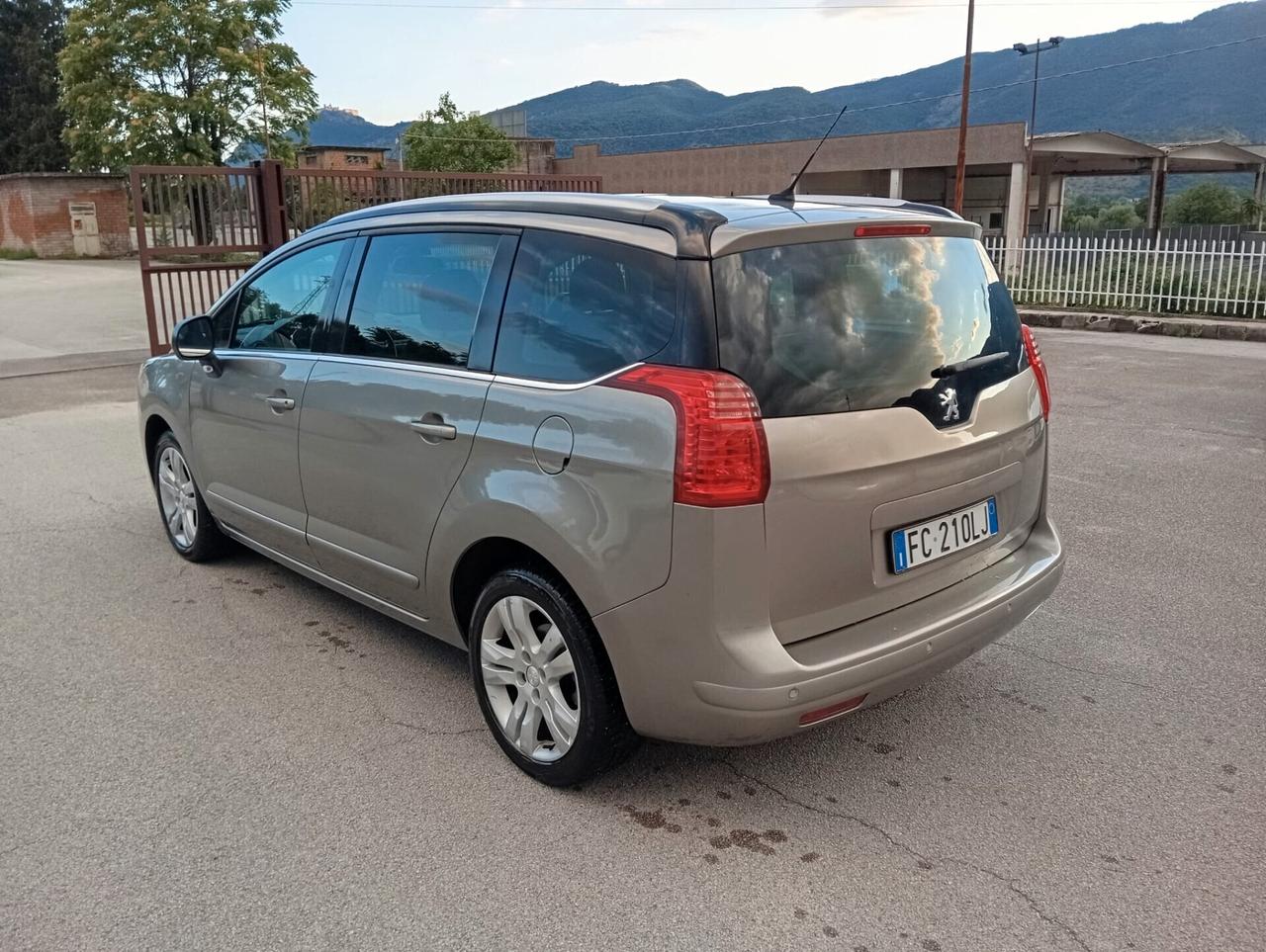 Peugeot 5008 "KM CERTIFICATI" 1.6HDI UNIPRO