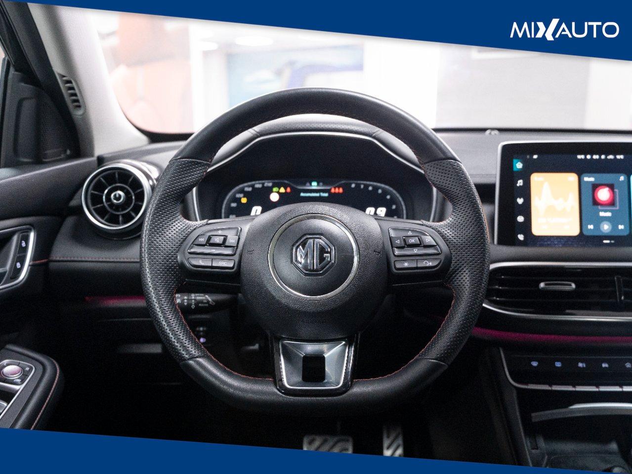 MG HS 1.5T DCT Luxury 2WD AUTO