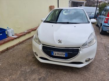 Peugeot 208 1.4 HDi 68 CV 5 porte Access