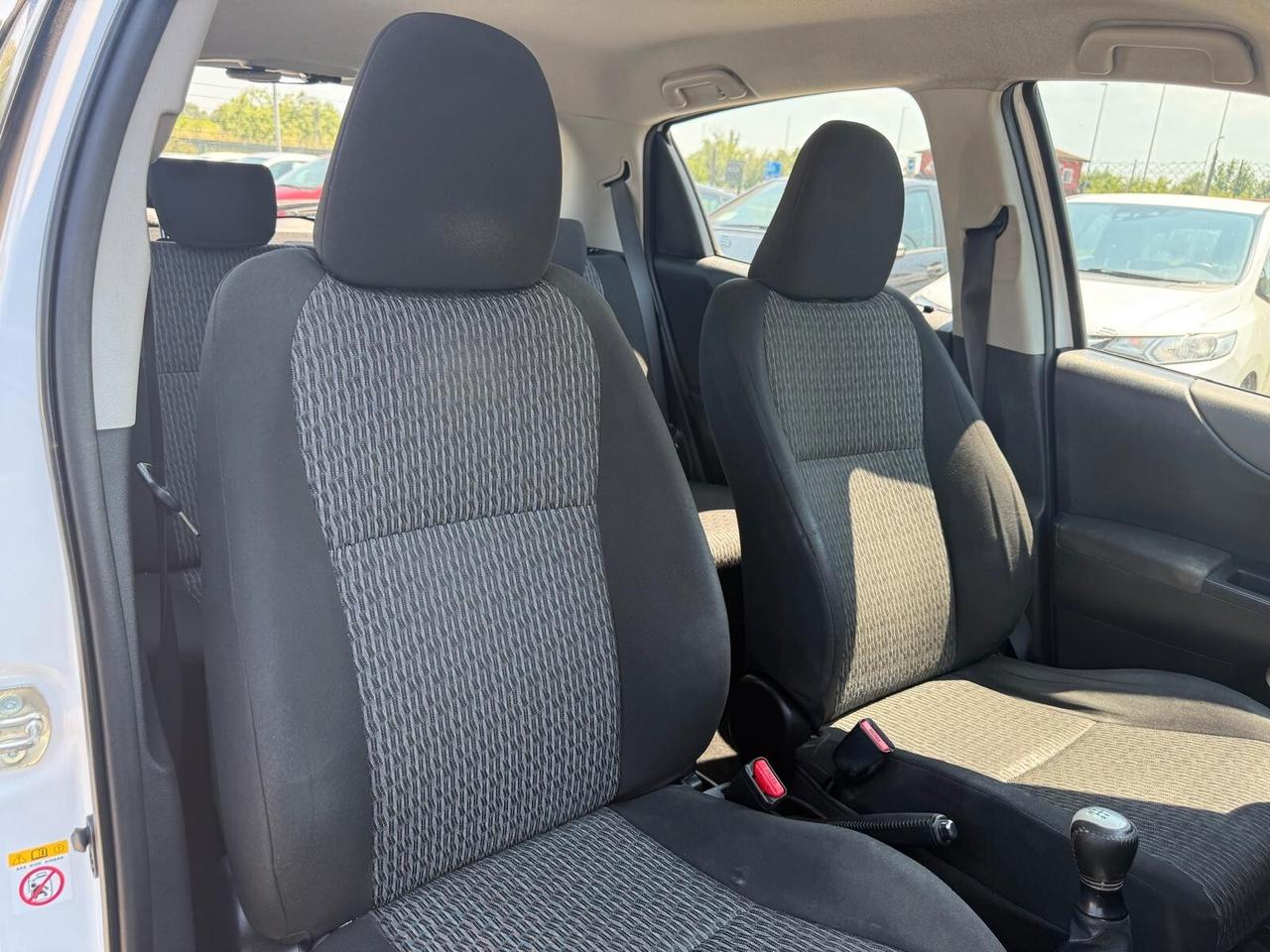 Toyota Yaris 1.0 5 porte Benz OK PER NEOPATENTATI