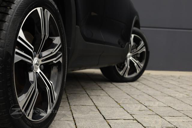 VOLVO XC40 T5 Recharge Plug-in Hybrid Inscription Auto