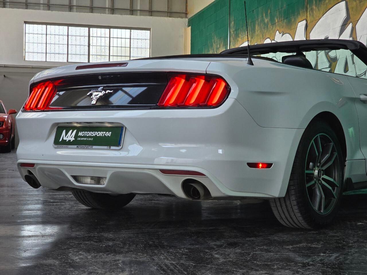Ford Mustang 3.7 V6 Cabrio