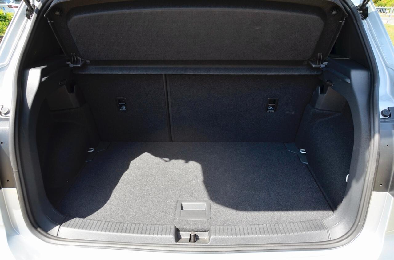 VW T-CROSS 1.0 TSI R-LINE 115cv DSG, UNICOPROPRIETARIO, GARANZIA UFF VW, EURO 6E, AUTO PARI AL NUOVO, UFF ITALIANA, IQ LED, PERMUTE