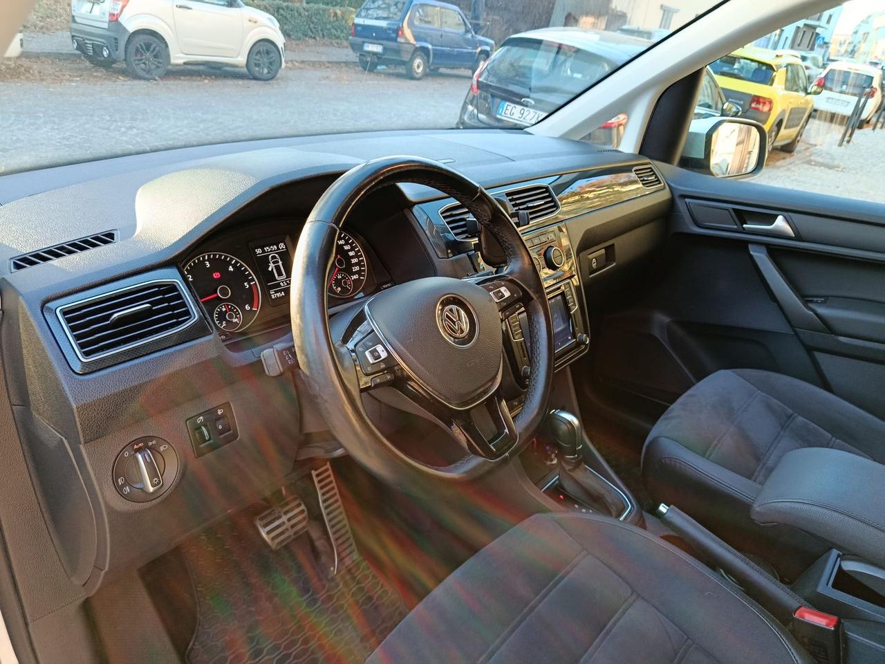 Volkswagen Caddy Highline 2.0 TDI BlueMotion #8038