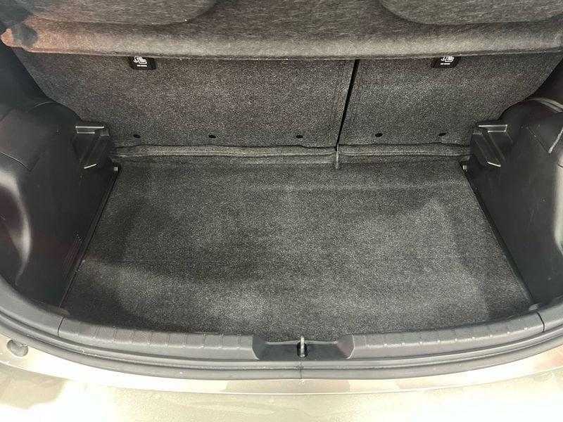 Toyota Yaris Yaris 5p 1.5h Active my18