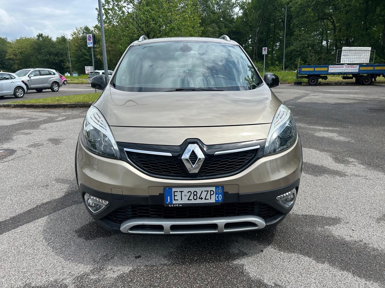 Renault Scenic Scénic XMod Cross 1.5 dCi 110CV Energy*Neo patentati