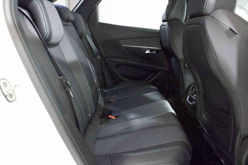 Peugeot 3008 BlueHDi 130cv EAT8 Allure Pack