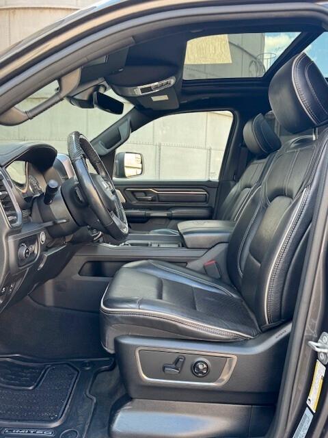 DODGE RAM 1500 LIMITED CREW CAB 4x4 5.7L V8