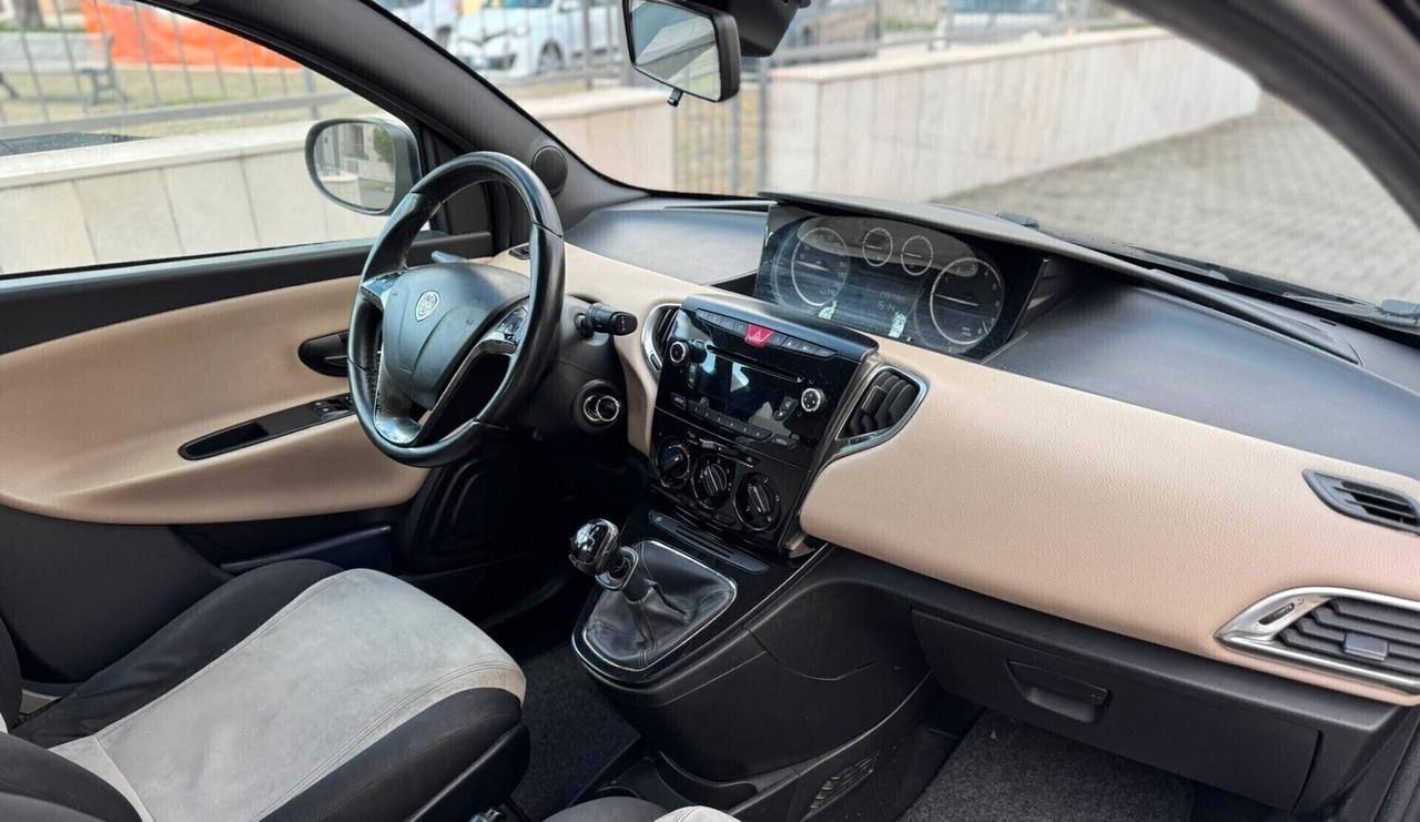 Lancia Ypsilon 1.2 69 CV 5 porte GPL Ecochic Gold