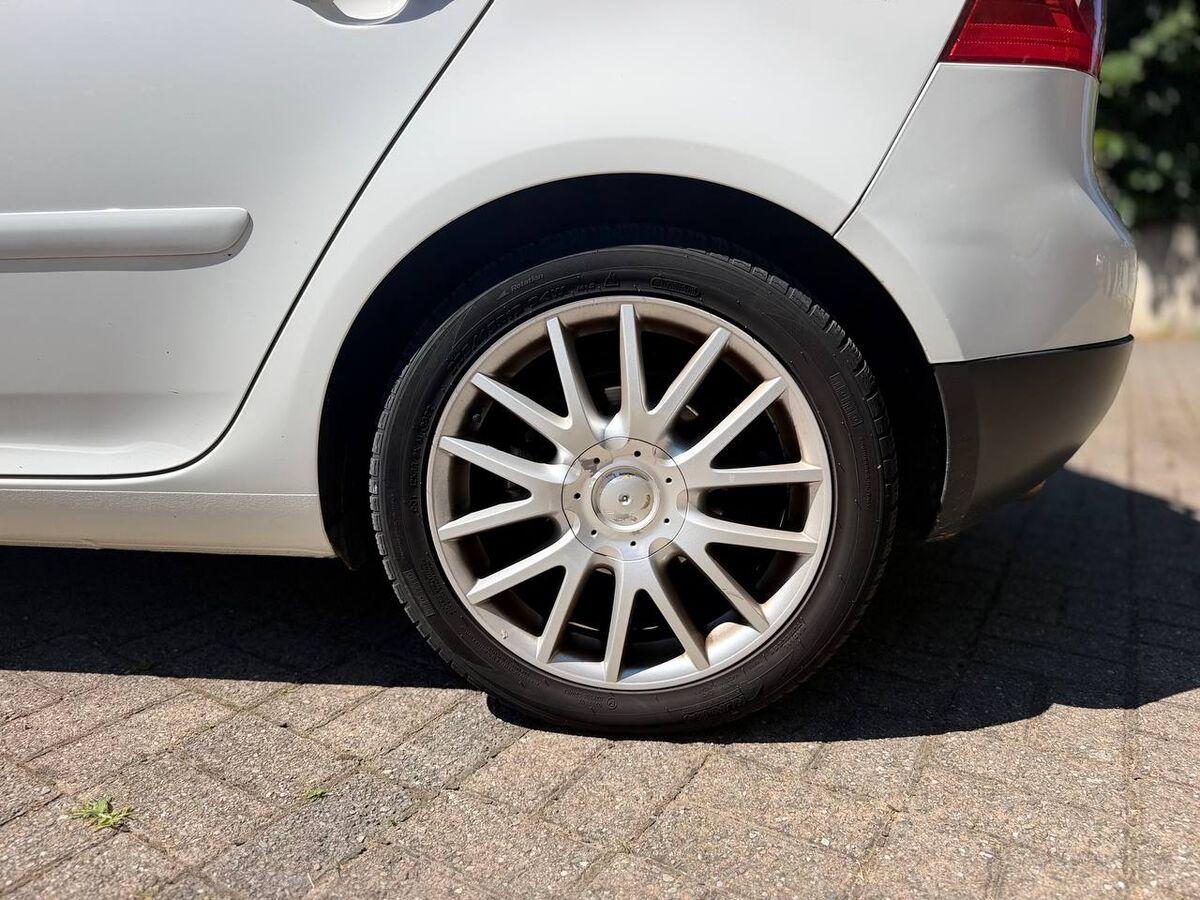 Volkswagen Golf 2.0 tdi Gt Sport 3p dsg dpf