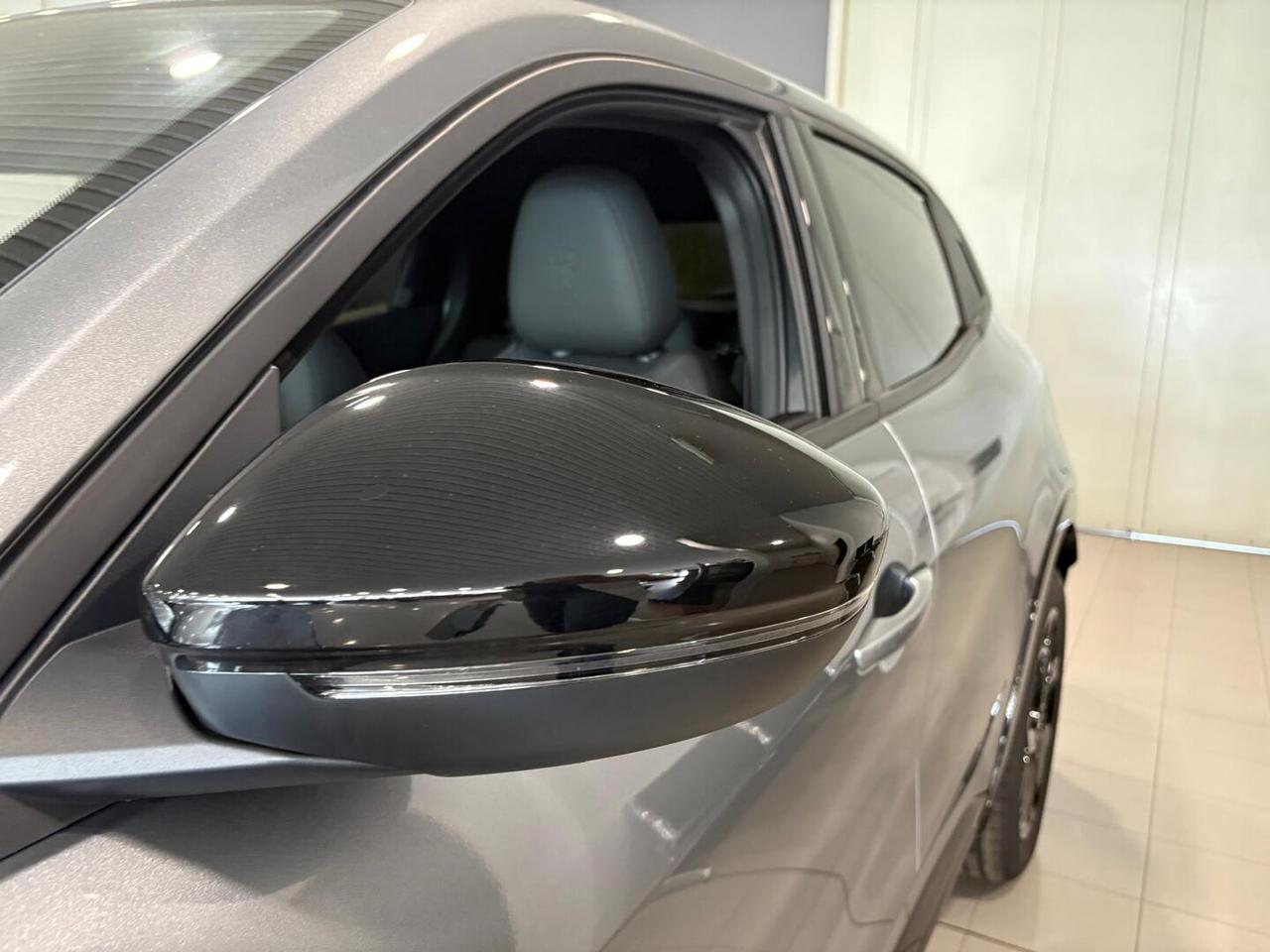 Alfa Romeo Junior 1.2 ibrida Q4 145cv edct6