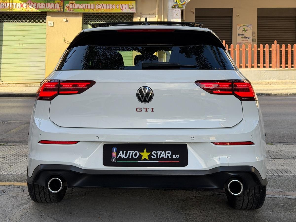 Volkswagen Golf 8 GTI 2.0 TSI 245 CV