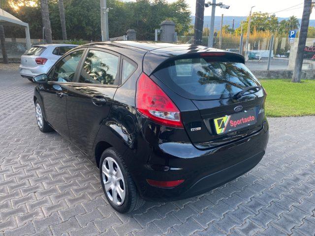FORD Fiesta + 1.4 TDCi 68CV 5 porte