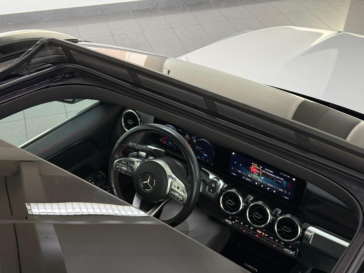Mercedes-Benz GLB 200 Premium 200 D GLB #11397
