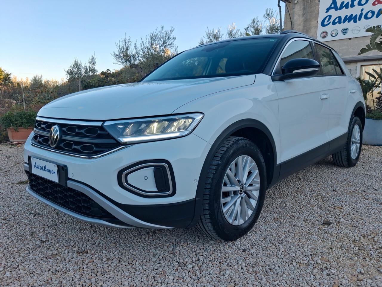 Volkswagen T-Roc 1.0 TSI Life anno 2023