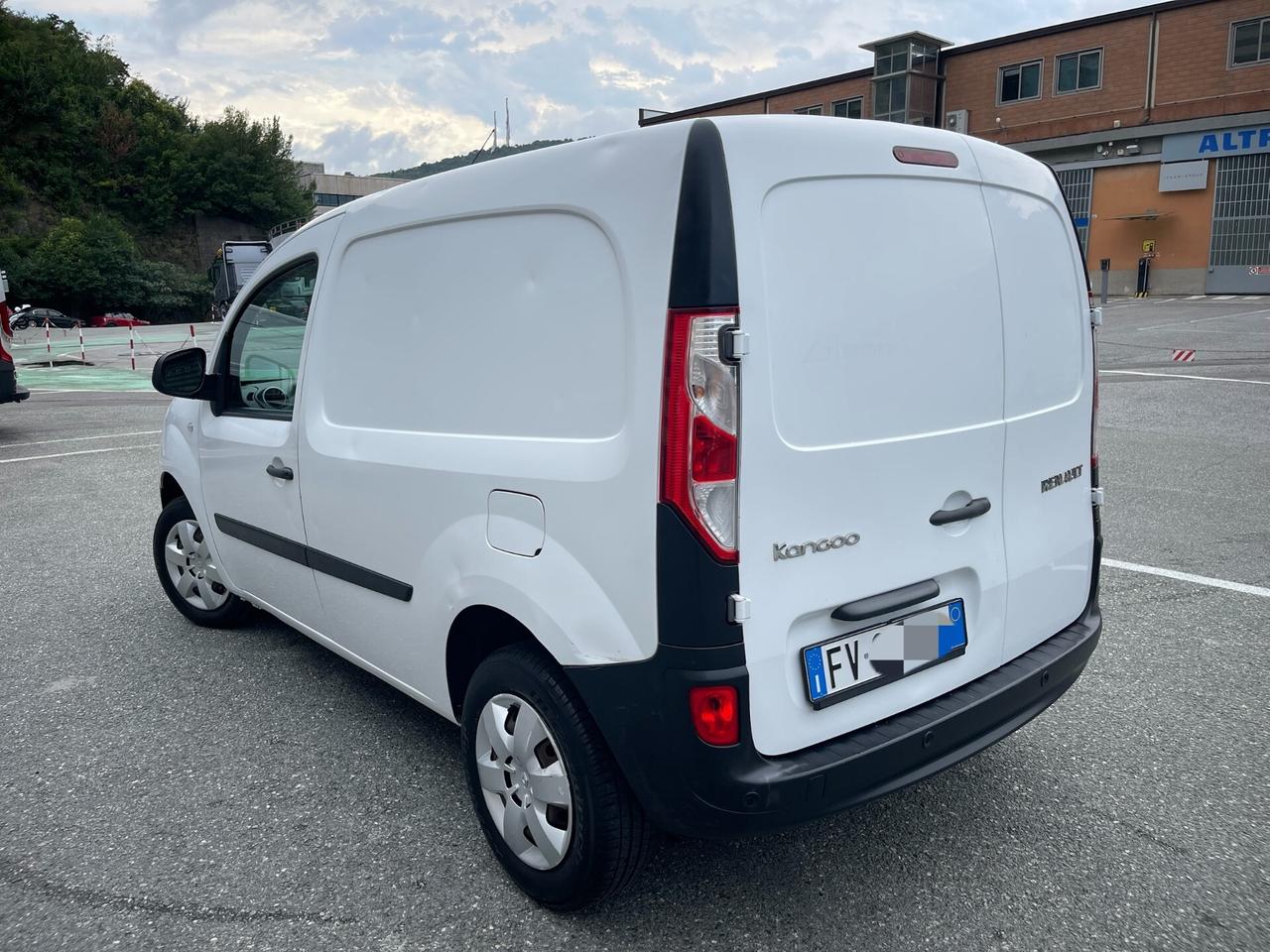Renault Kangoo 1.5 dCi 90CV - NEOPATENTATI