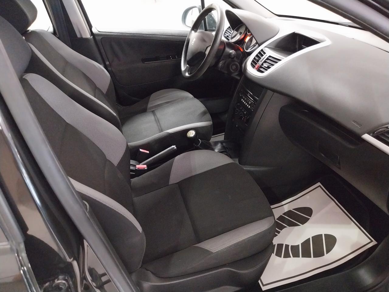 Peugeot 207 1.4 HDi 70CV 5p. Energie Sport - ok neopatentati