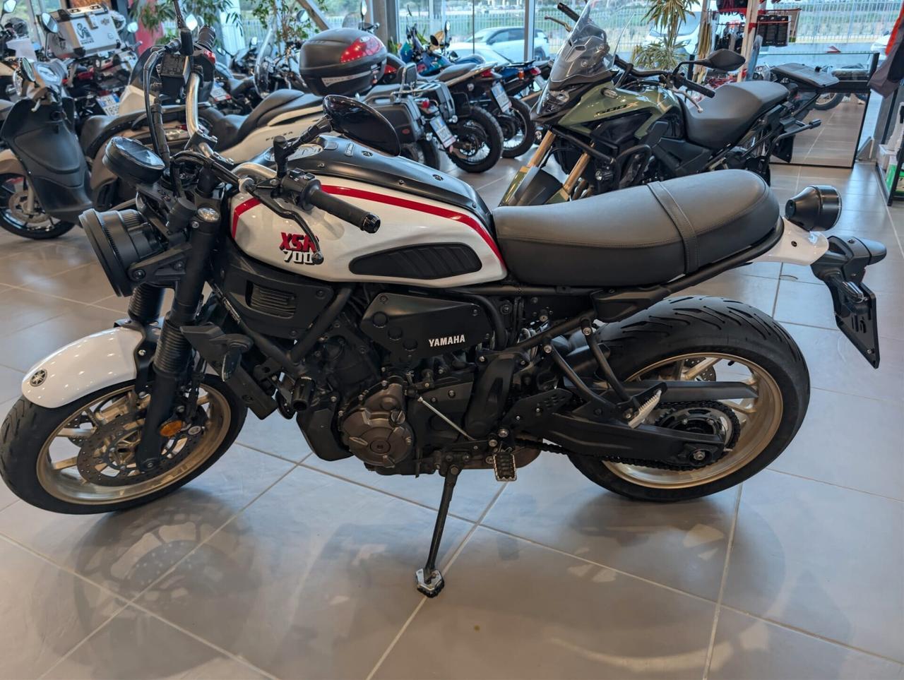 Yamaha XSR 700 X-TRIBUTE