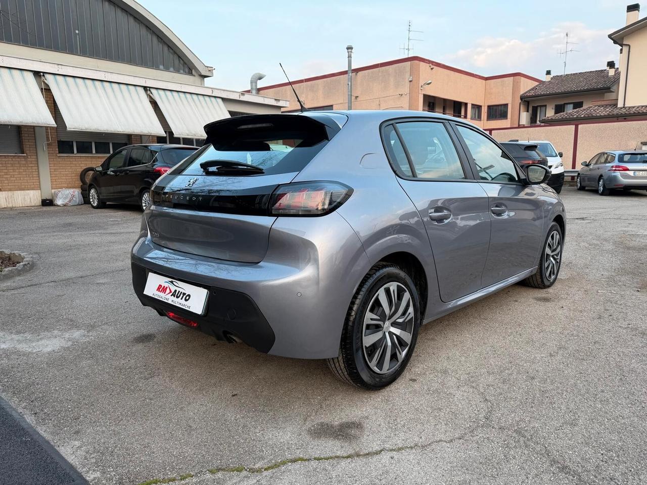 Peugeot 208 5 porte Active SOLO 5000 KM