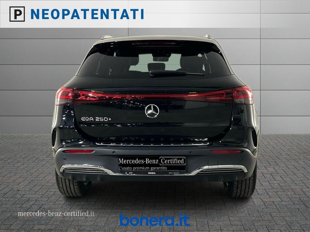 Mercedes EQA 250+ Premium