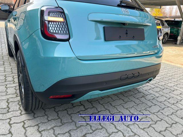 FIAT 600 Hybrid 110 CV DCT MHEV La Prima km 0