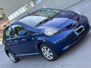 TOYOTA AYGO 1.0 BENZINA AUTOMATICA GARANZIA 12 MESI