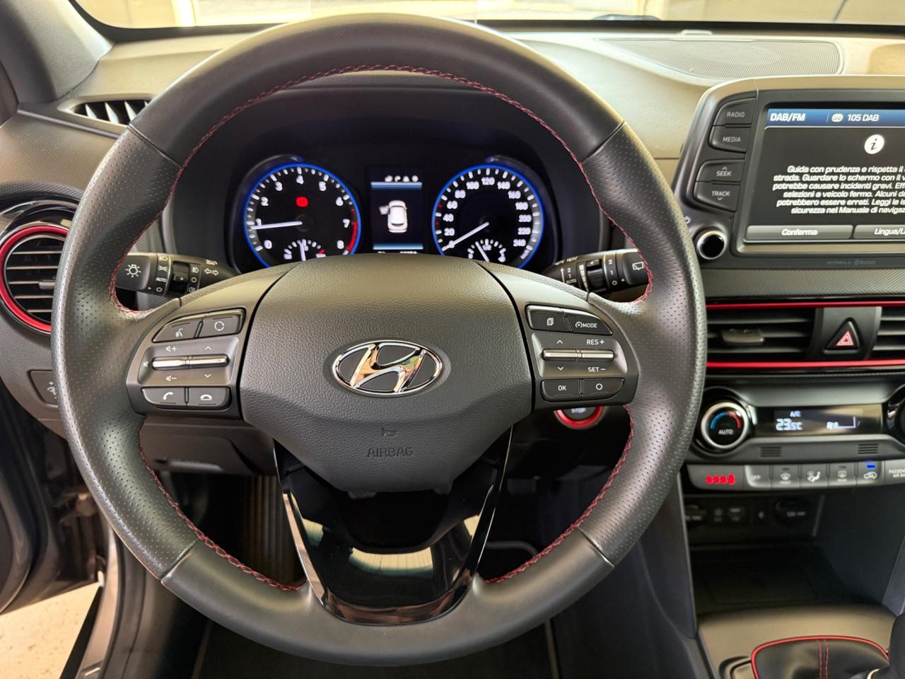 Hyundai Kona 1.0 T-GDI Xpossible
