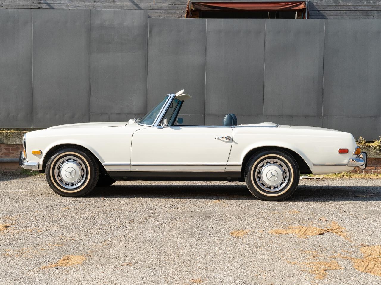 Mercedes-Benz SL 280 PAGODINO